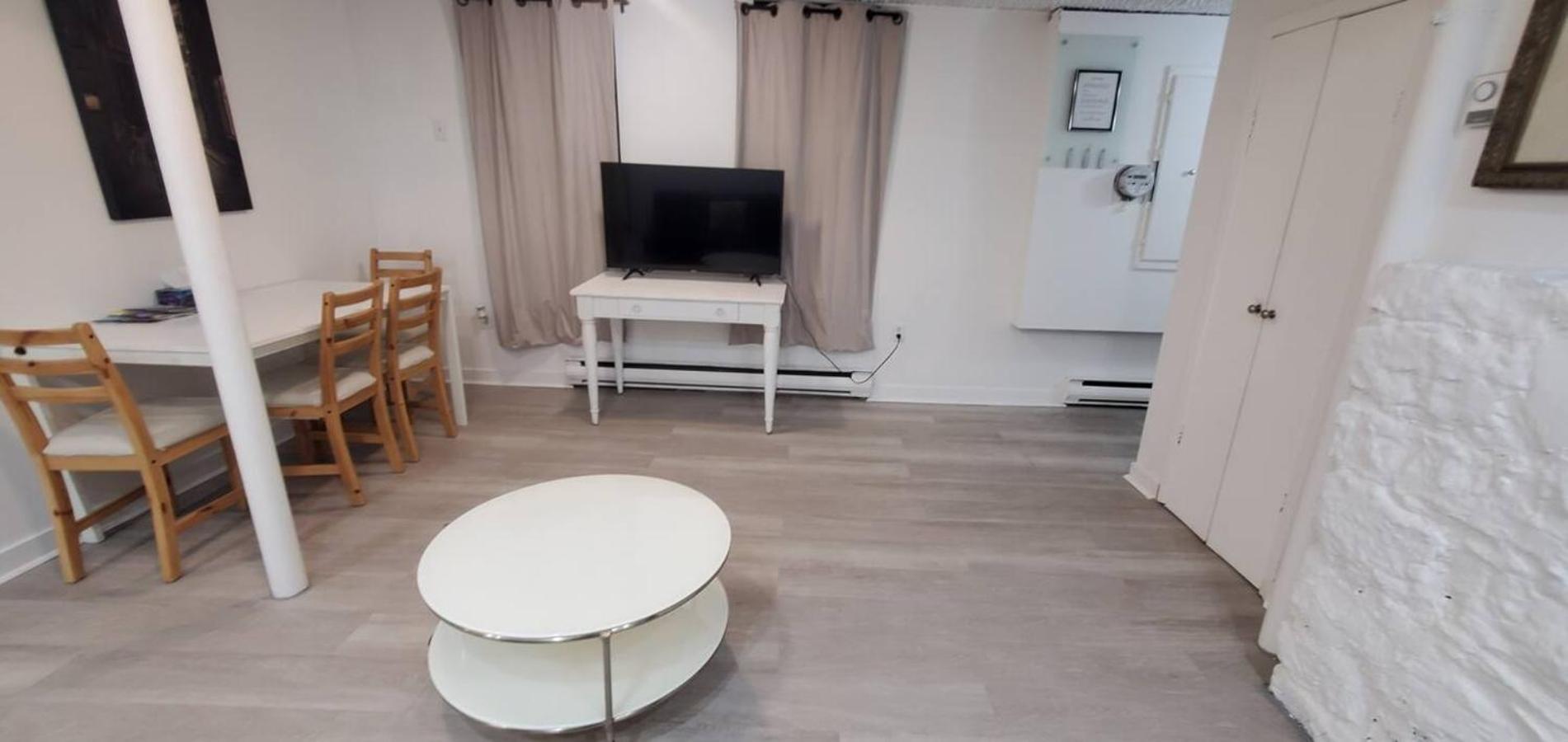 Heart Of Mtr For Memerable Experiance 2 Backyard 7Minmetro Fully Renovated & Equipped Montréal Buitenkant foto